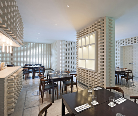 Commune Bistro by Pencil Office